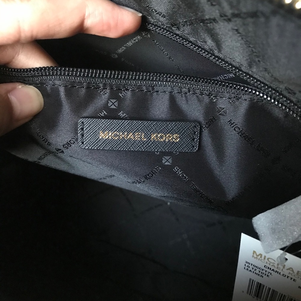 🌼Michael Kors Set - Picture 10 of 16